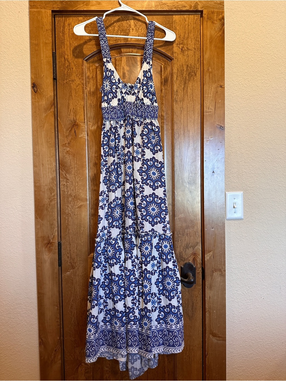 Ranna Gill Blue White Floral Open Back Tie Strap Maxi Dress M